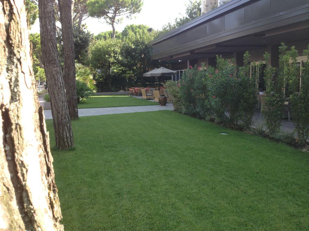 Hotel Parco Milano Marittima Kültér fotó