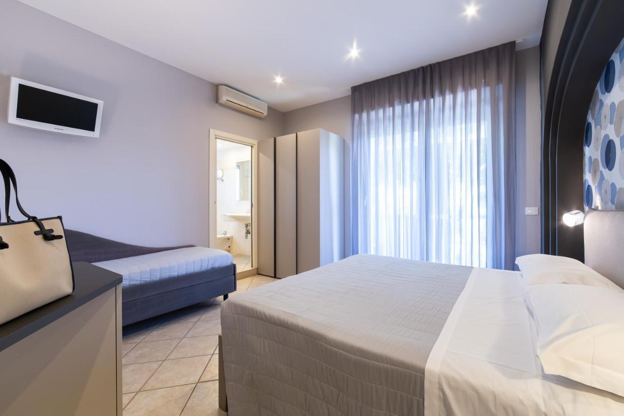 Hotel Parco Milano Marittima Kültér fotó