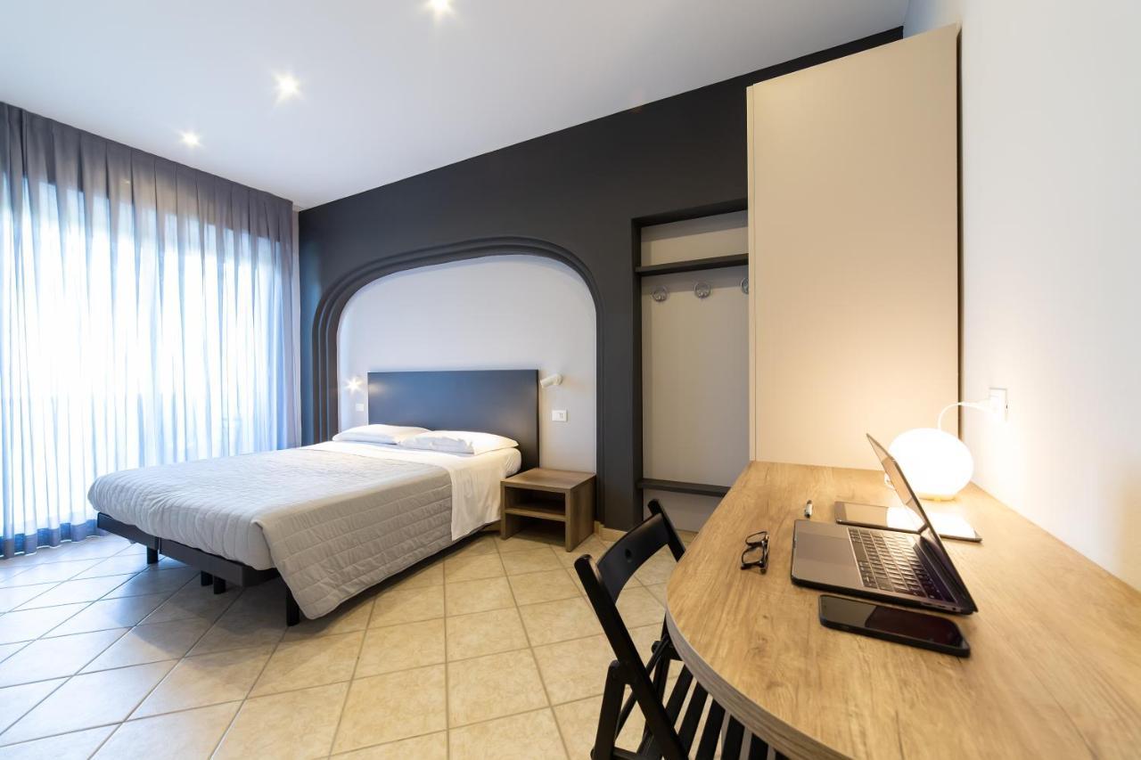 Hotel Parco Milano Marittima Kültér fotó