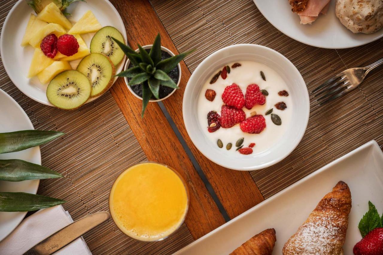 Hotel Parco Milano Marittima Kültér fotó